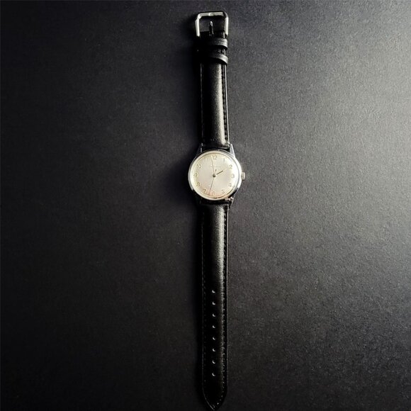 Vintage Caravelle Manual Wind Silver Dial Watch – Black Leather Strap - Picture 3 of 6